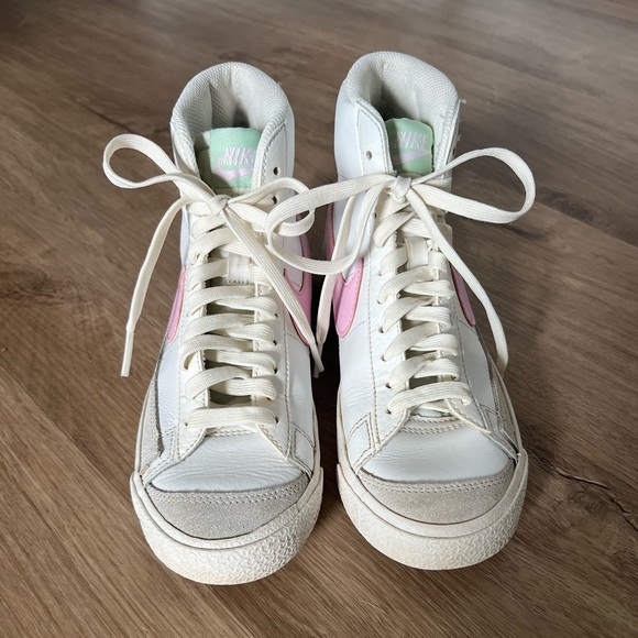 Nike Other - Nike blazers